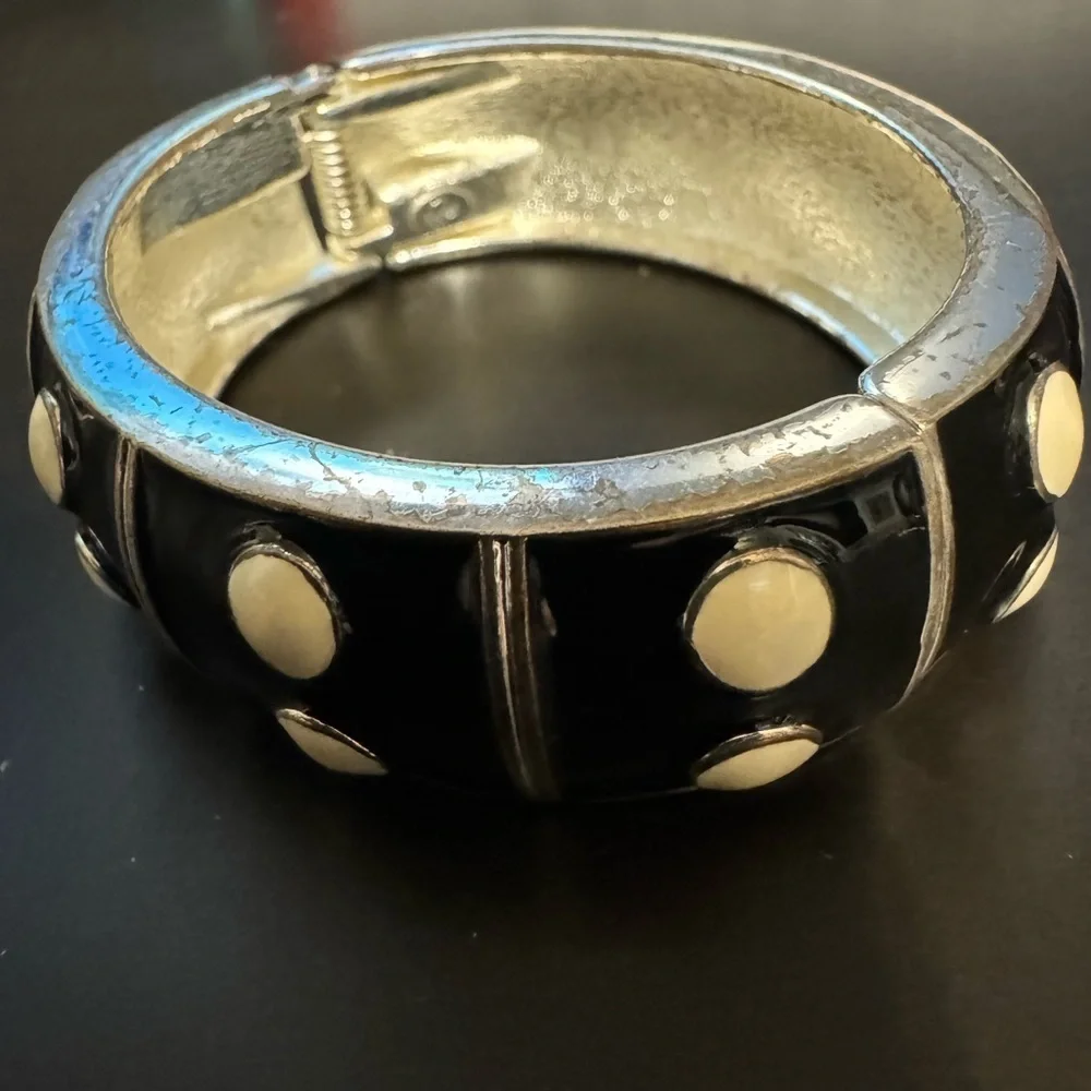 Chunky black and white hinged bracelet